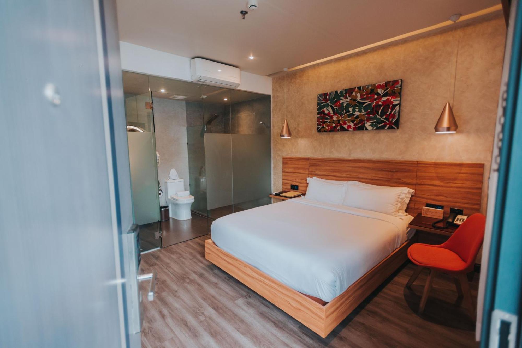 Surestay By Western Ac Luxe Hotel Angeles
