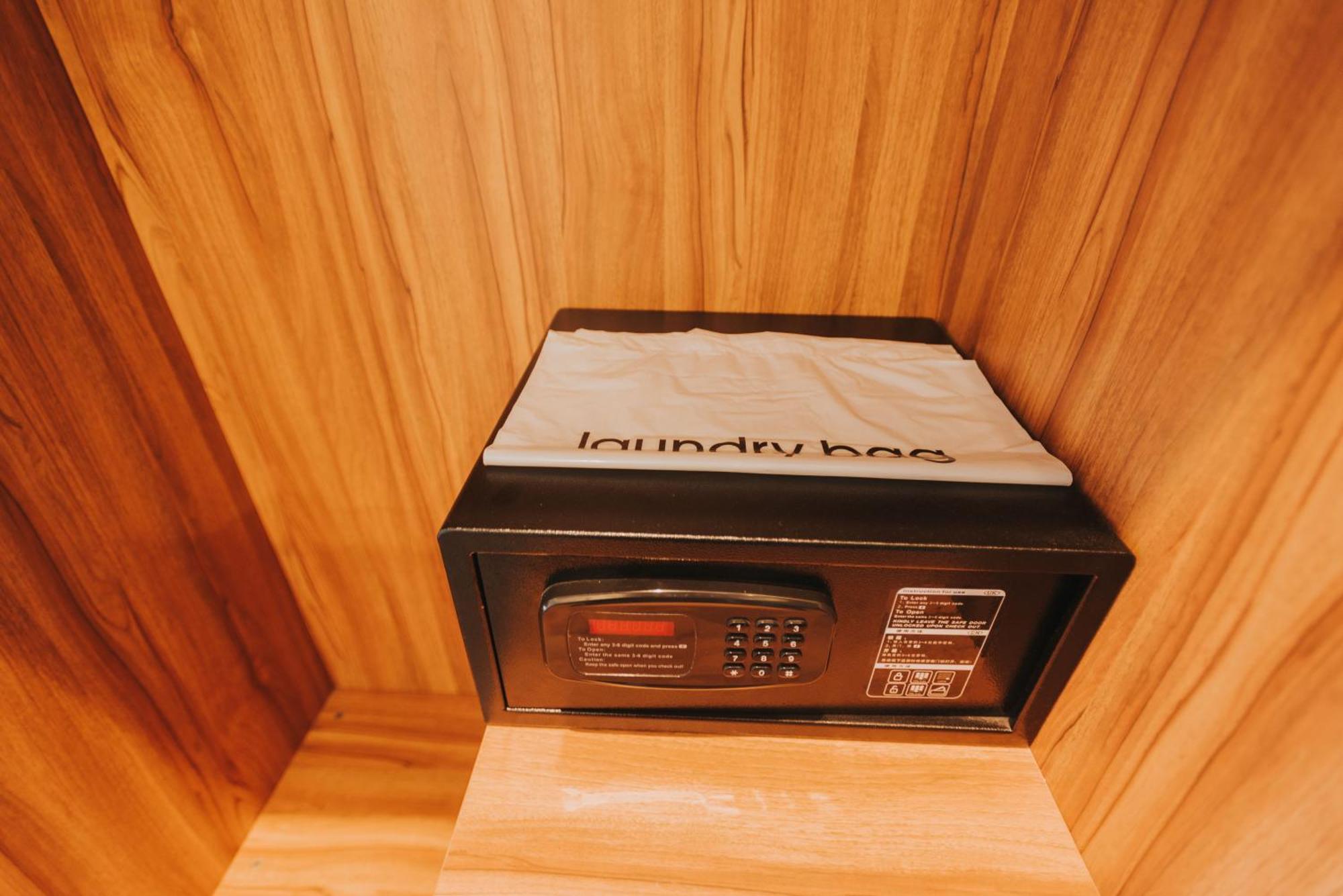 Surestay By Western Ac Luxe Hotel