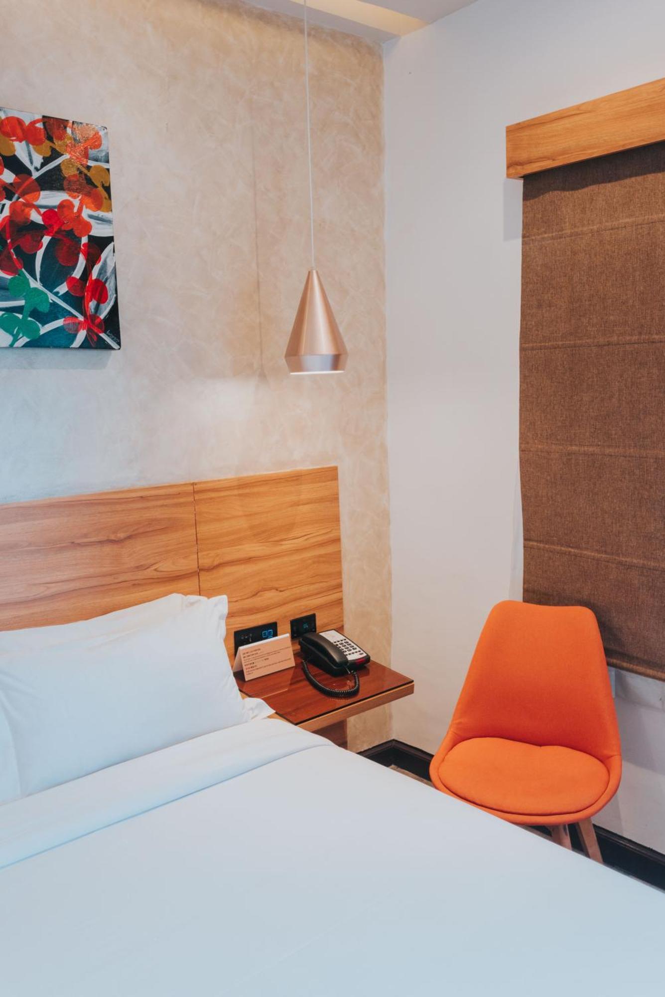 Hotel Surestay By Western Ac Luxe 4*