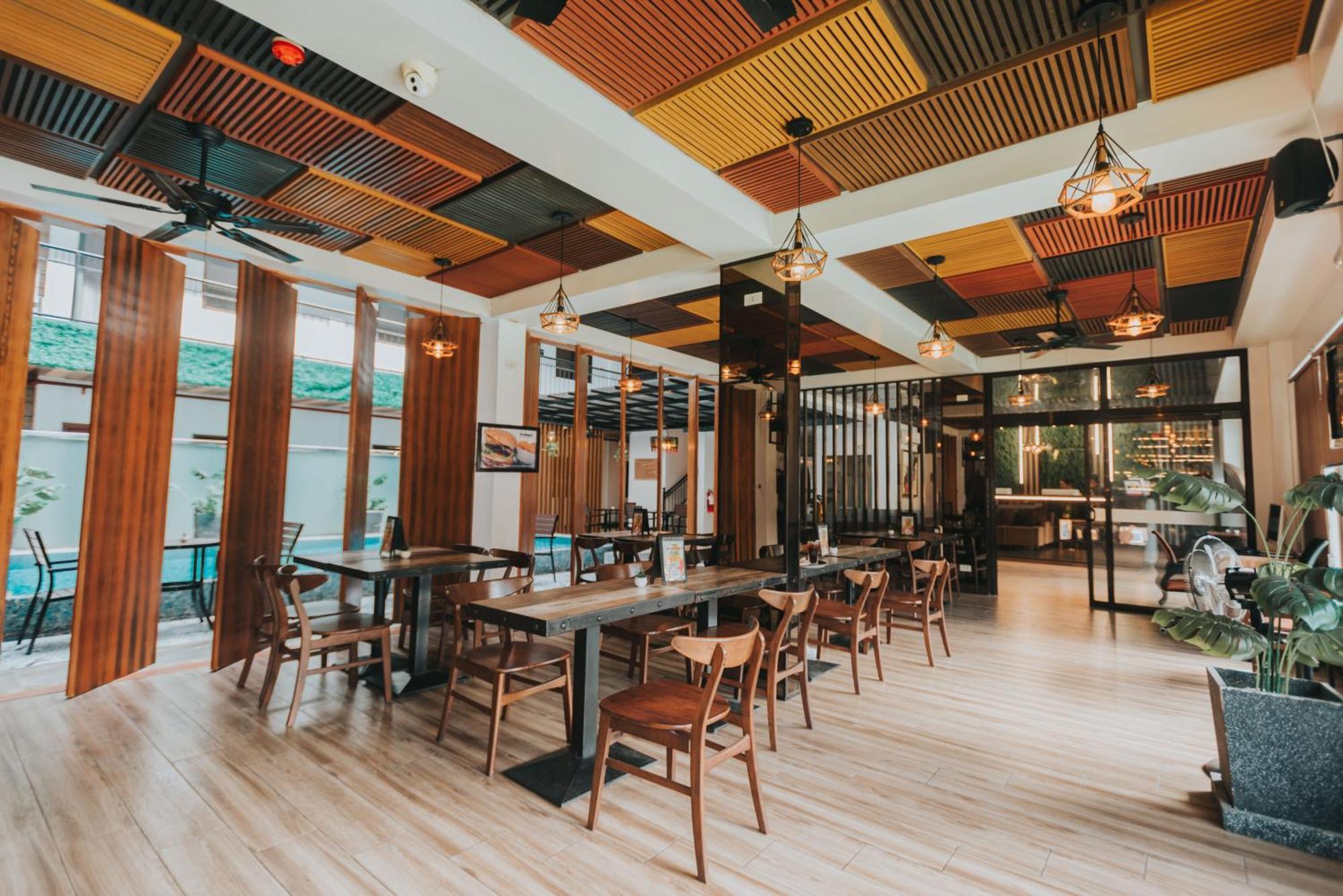 Hotel Surestay By Western Ac Luxe
